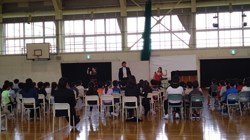 [５月開催]学校DEカルチャー 教文オペラ 歌のお届けコンサート プログラムアーカイブイメージ1